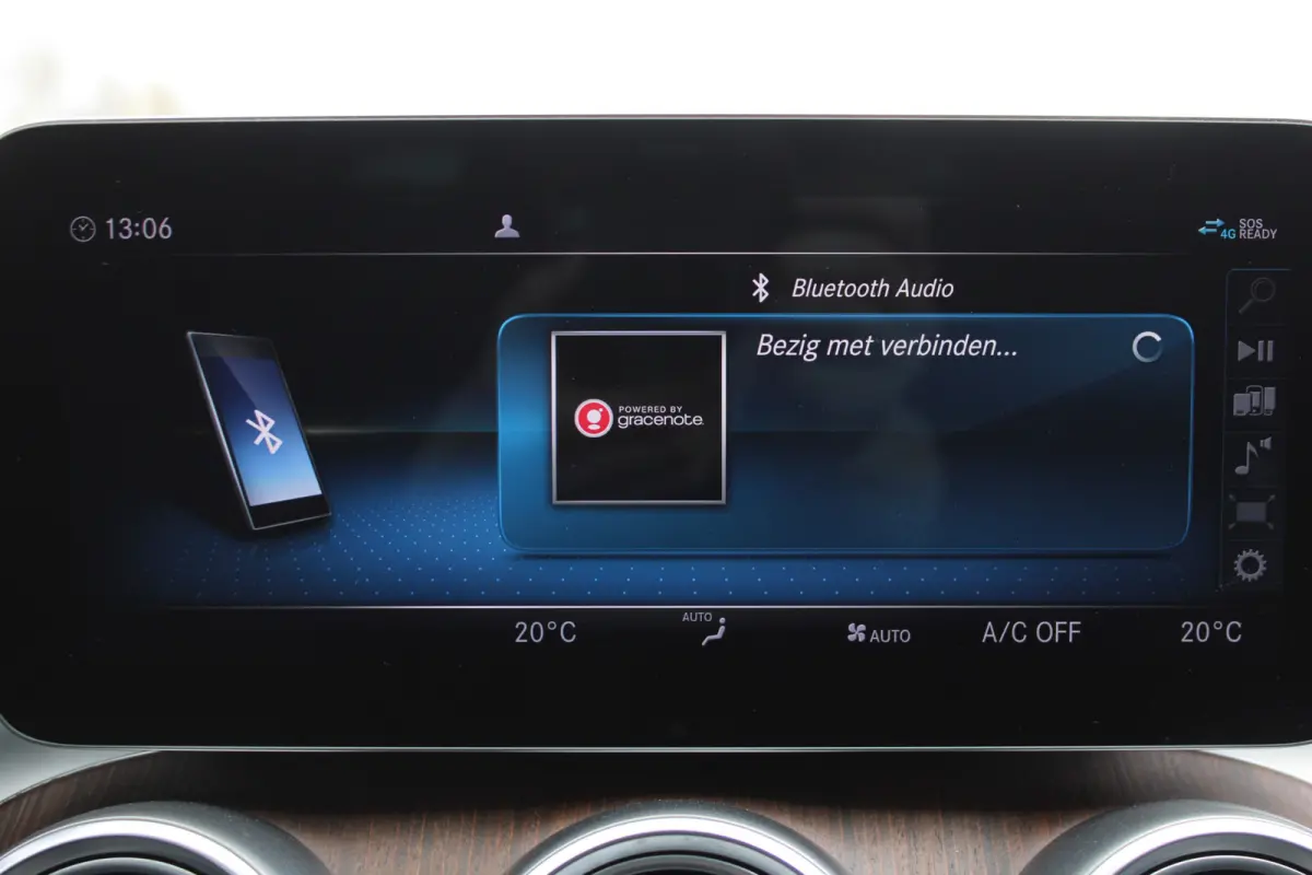 300e AUT9 AMG Line KEY-LESS GO COMAND CARPLAY