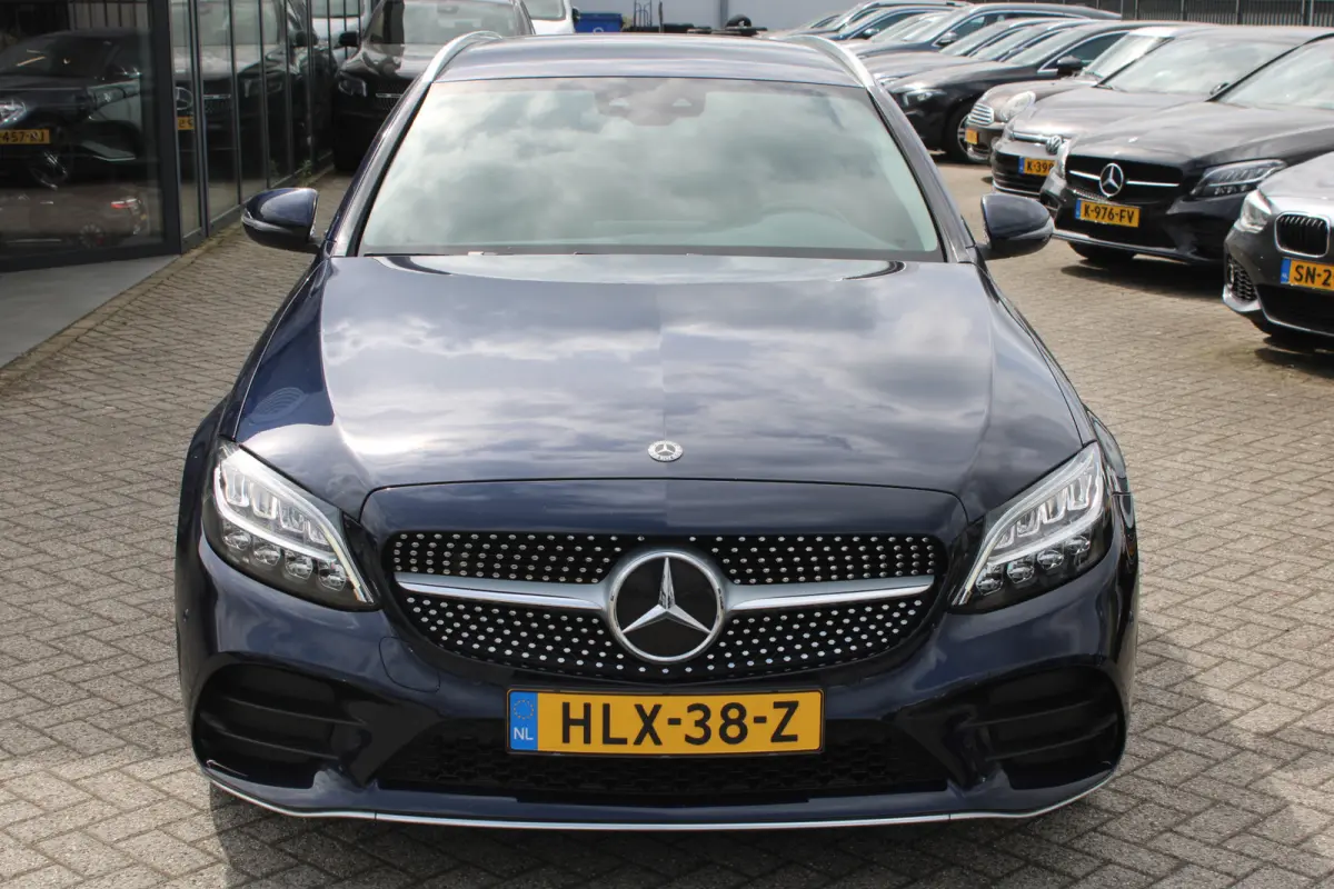 300e AUT9 AMG Line KEY-LESS GO COMAND CARPLAY