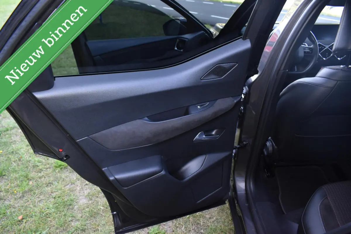 Turbo Performance Line AUTOMAAT/LED/CAMERA/PDC/CRUISE/ETC.!