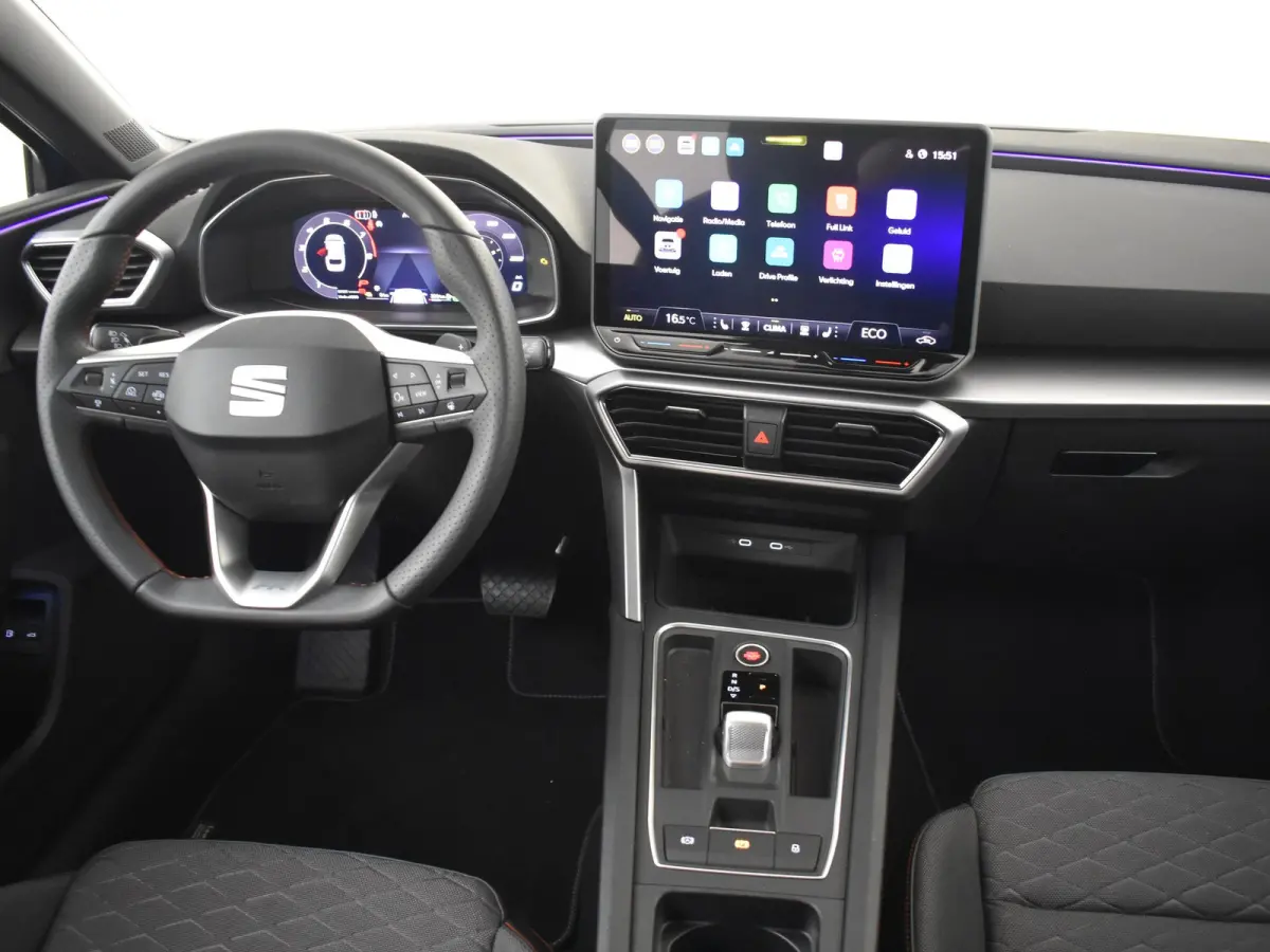 FR Business - eHybrid 18'' LMV Performance | Trekhaak | App-Connect Draadloos | Stoel + Stuur Verwarming | Camera