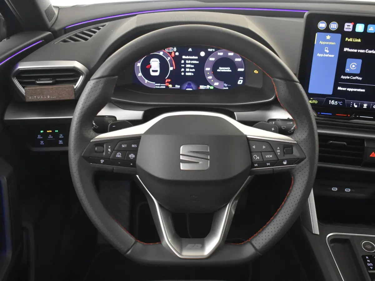 FR Business - eHybrid 18'' LMV Performance | Trekhaak | App-Connect Draadloos | Stoel + Stuur Verwarming | Camera