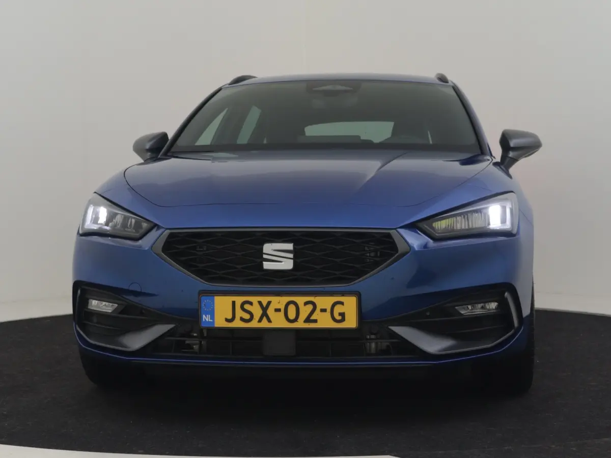 FR Business - eHybrid 18'' LMV Performance | Trekhaak | App-Connect Draadloos | Stoel + Stuur Verwarming | Camera