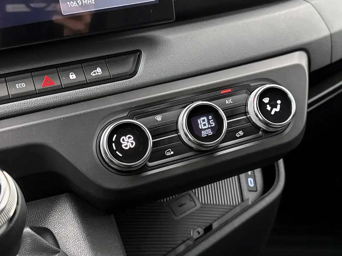 T35 2.0 dCi 170 L2H2 Schuifdeur L+R Camera 170pk Carplay Stoelverwarming Voorruit verwarming