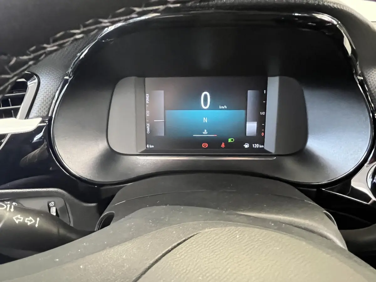 1.2 Turbo Hybrid GS 1-2026, 11 Km