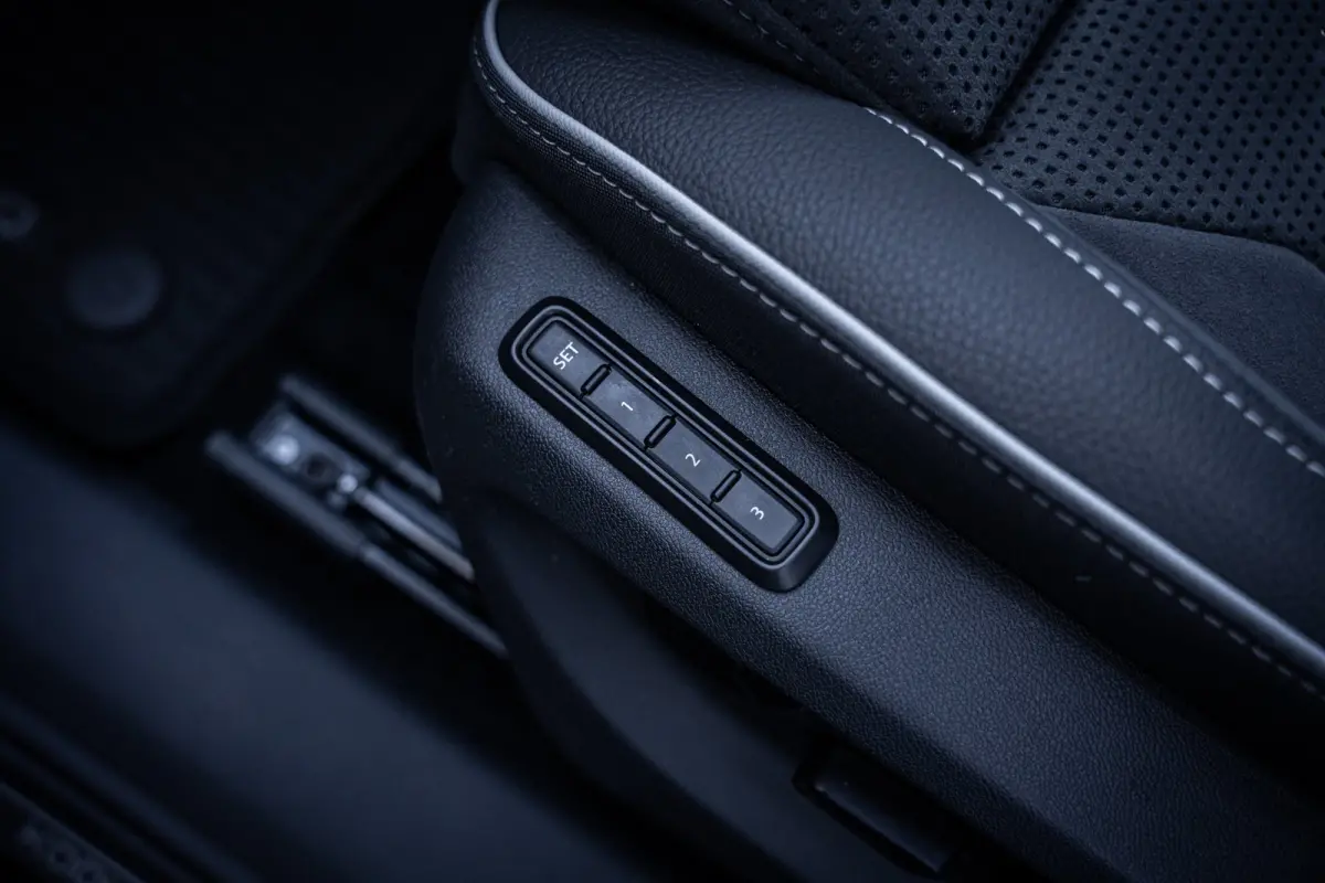 1.5 TSI PHEV Sportline Business | Achteruitrijcamera | Trekhaak uitklapbaar | Voorstoelen verwarmd