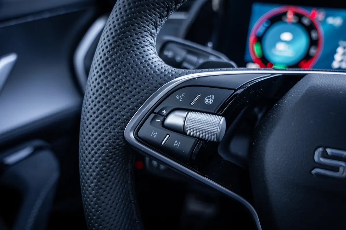1.5 TSI PHEV Sportline Business | Achteruitrijcamera | Trekhaak uitklapbaar | Voorstoelen verwarmd