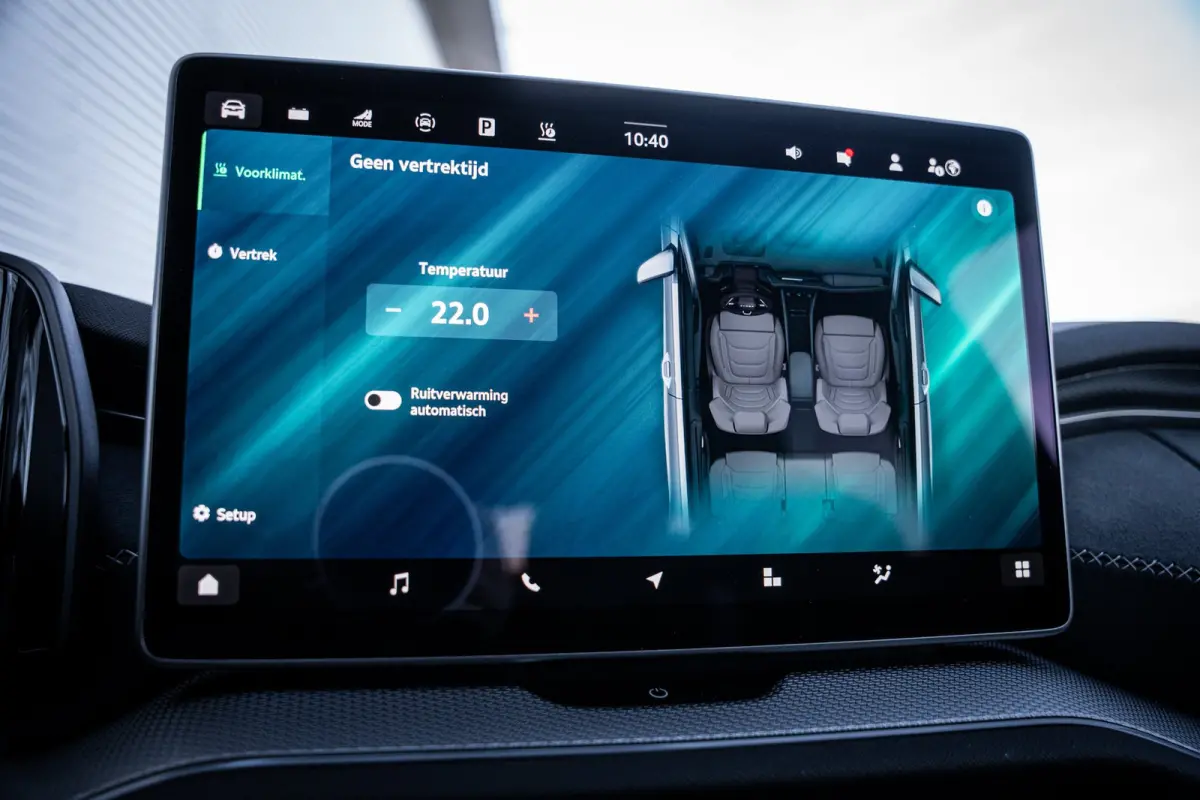 1.5 TSI PHEV Sportline Business | Achteruitrijcamera | Trekhaak uitklapbaar | Voorstoelen verwarmd