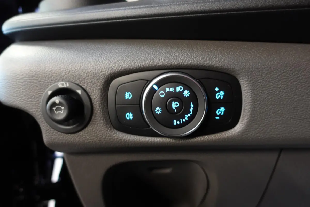 310 2.0 TDCI L2H2 Trend Automaat Navigatie Trekhaak 360° Camera Airco Cruise DAB+