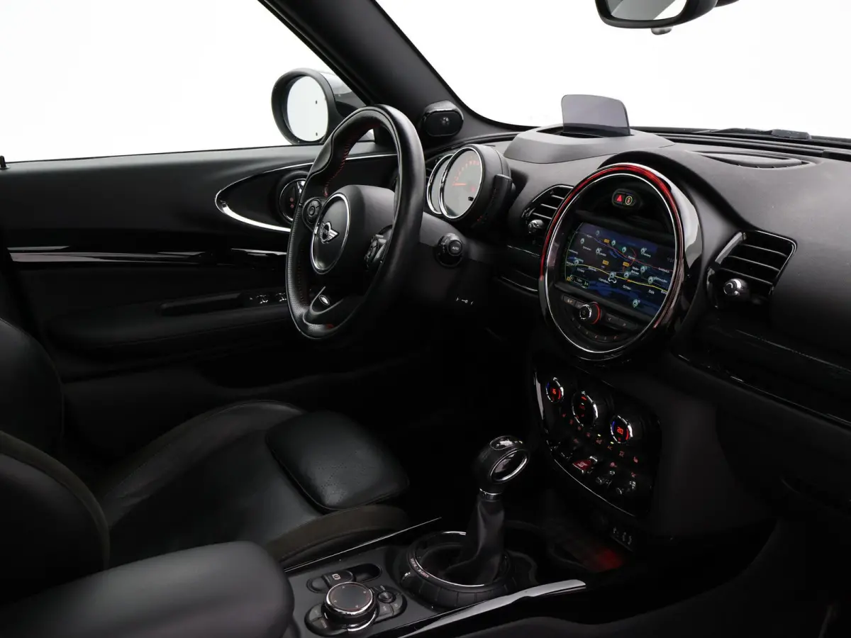 2.0 COOPER S 192 PK AUT. + PANORAMA | CAMERA | HEAD-UP | HARMAN/KARDON | STOELVERWARMING