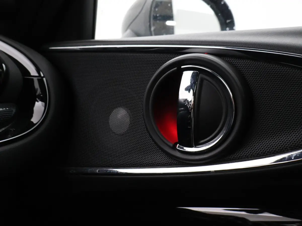 2.0 COOPER S 192 PK AUT. + PANORAMA | CAMERA | HEAD-UP | HARMAN/KARDON | STOELVERWARMING