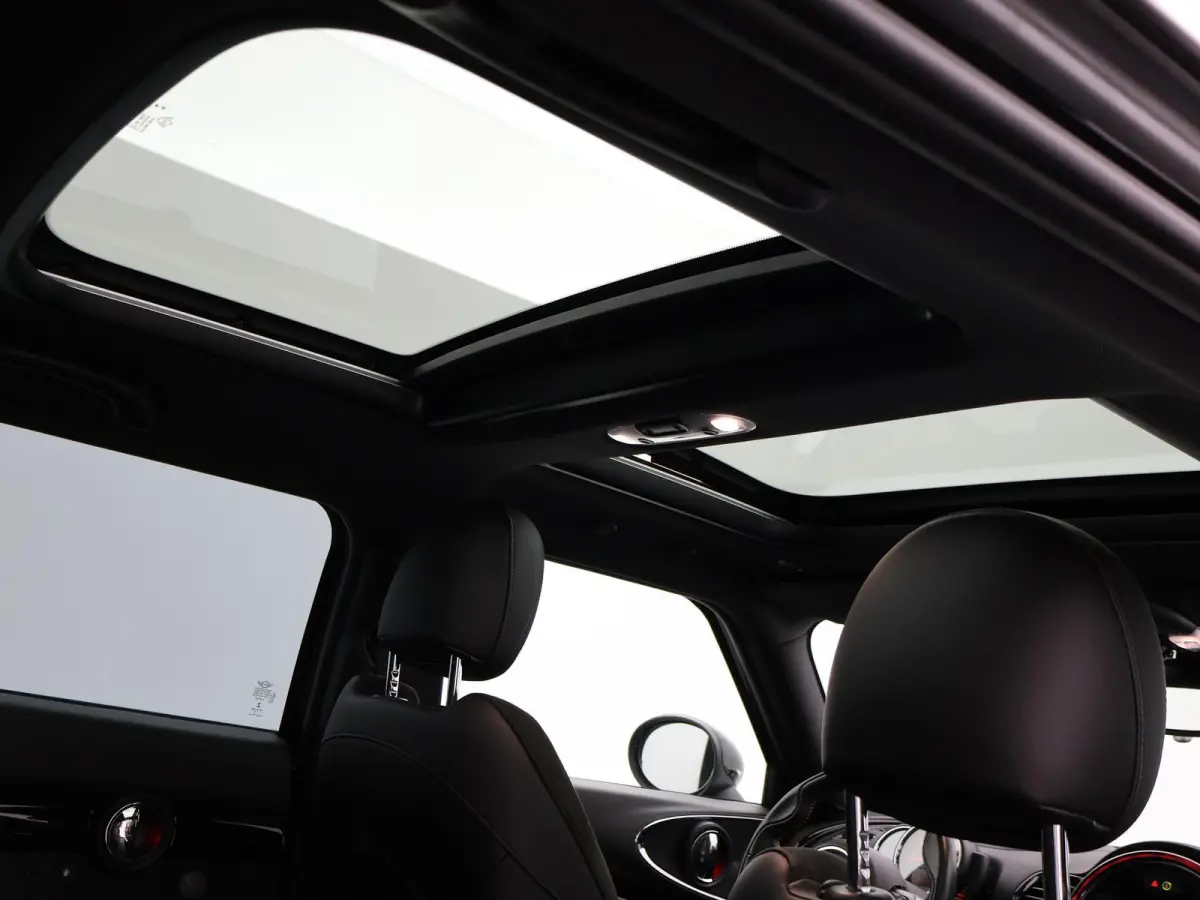 2.0 COOPER S 192 PK AUT. + PANORAMA | CAMERA | HEAD-UP | HARMAN/KARDON | STOELVERWARMING