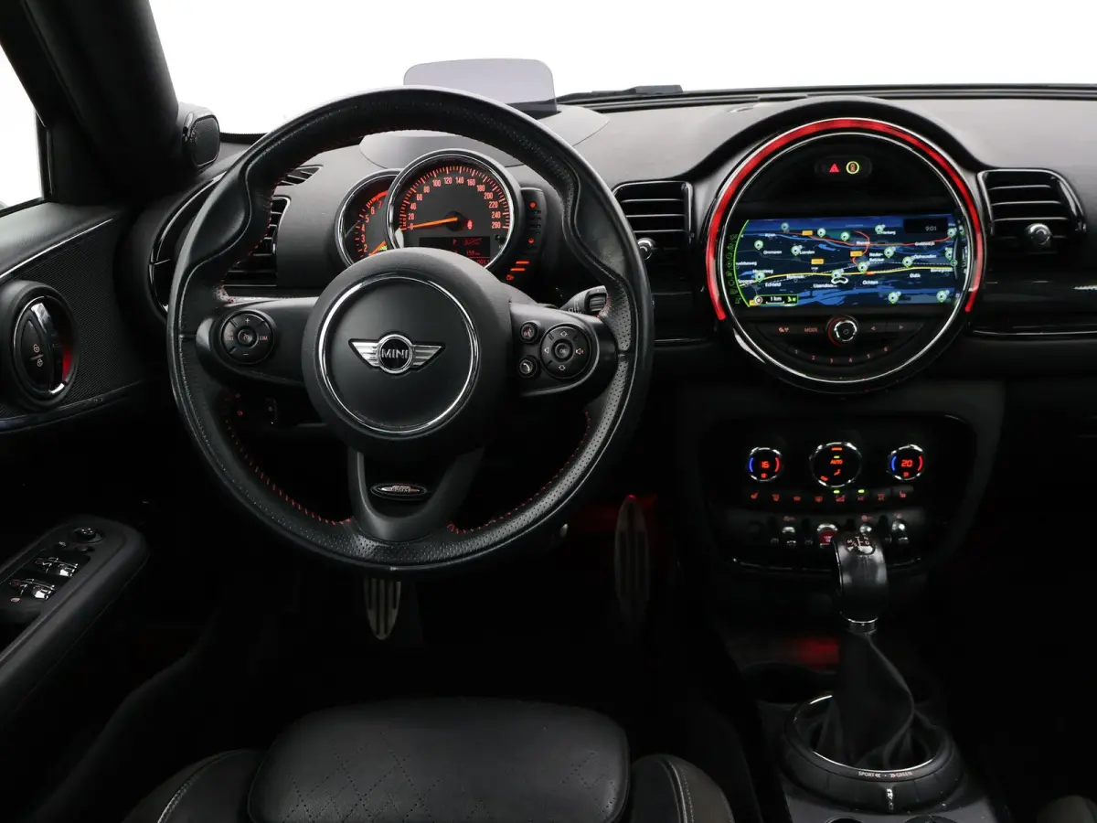 2.0 COOPER S 192 PK AUT. + PANORAMA | CAMERA | HEAD-UP | HARMAN/KARDON | STOELVERWARMING