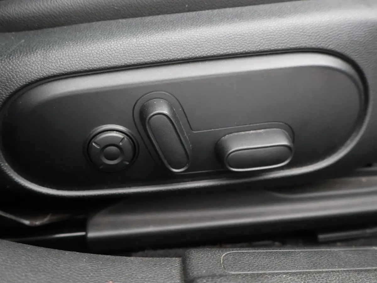 2.0 COOPER S 192 PK AUT. + PANORAMA | CAMERA | HEAD-UP | HARMAN/KARDON | STOELVERWARMING
