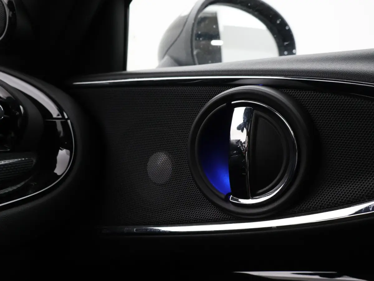 2.0 COOPER S 192 PK AUT. + PANORAMA | CAMERA | HEAD-UP | HARMAN/KARDON | STOELVERWARMING