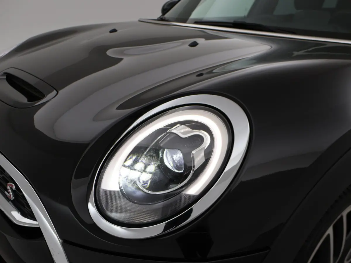 2.0 COOPER S 192 PK AUT. + PANORAMA | CAMERA | HEAD-UP | HARMAN/KARDON | STOELVERWARMING