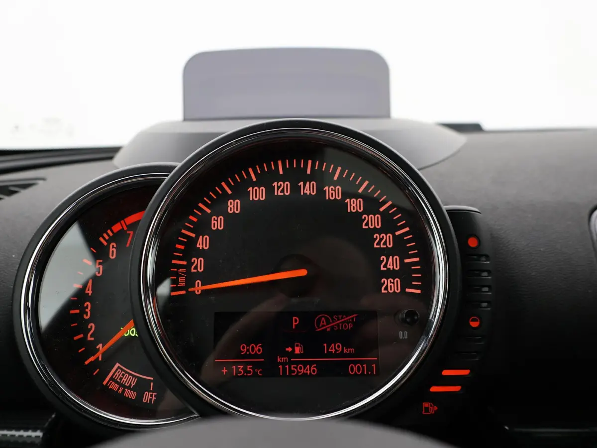 2.0 COOPER S 192 PK AUT. + PANORAMA | CAMERA | HEAD-UP | HARMAN/KARDON | STOELVERWARMING