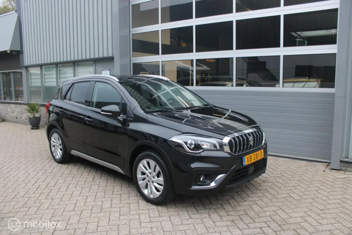 1.0 Boosterjet Select 1e Eigenaar | Boekjes | Navigatie.