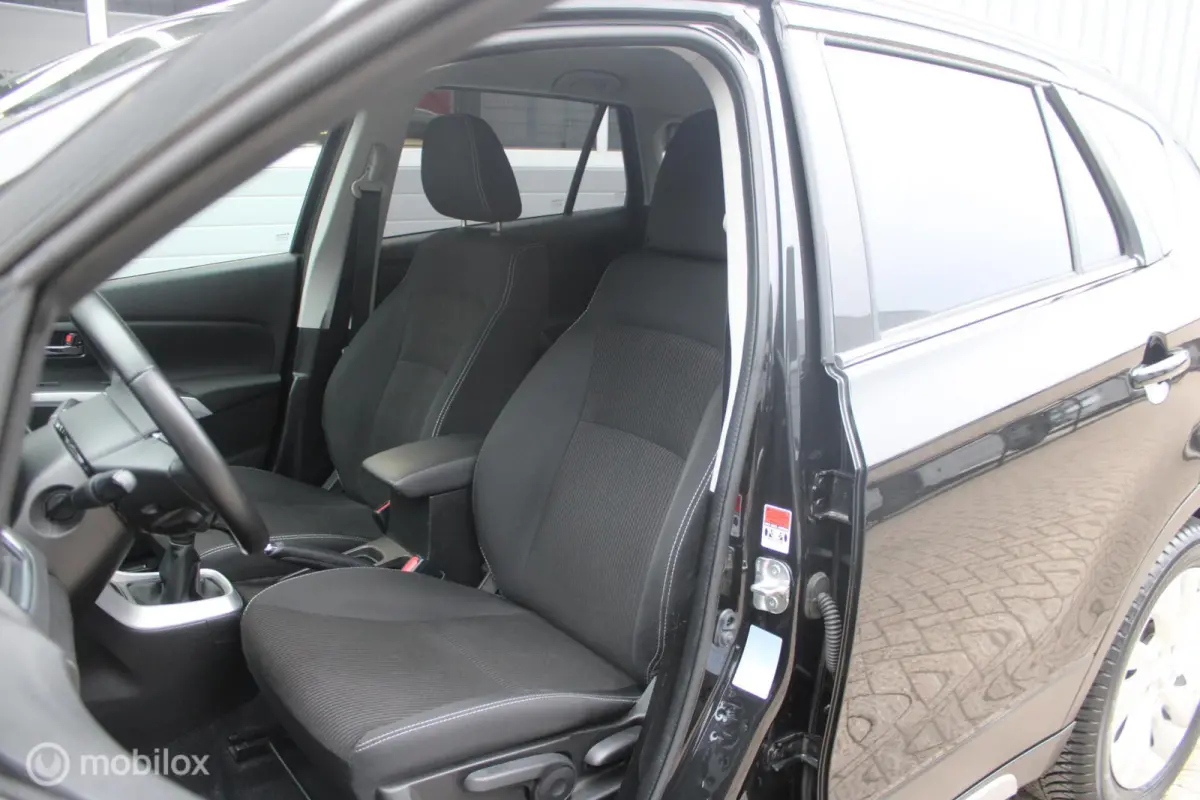 1.0 Boosterjet Select 1e Eigenaar | Boekjes | Navigatie.