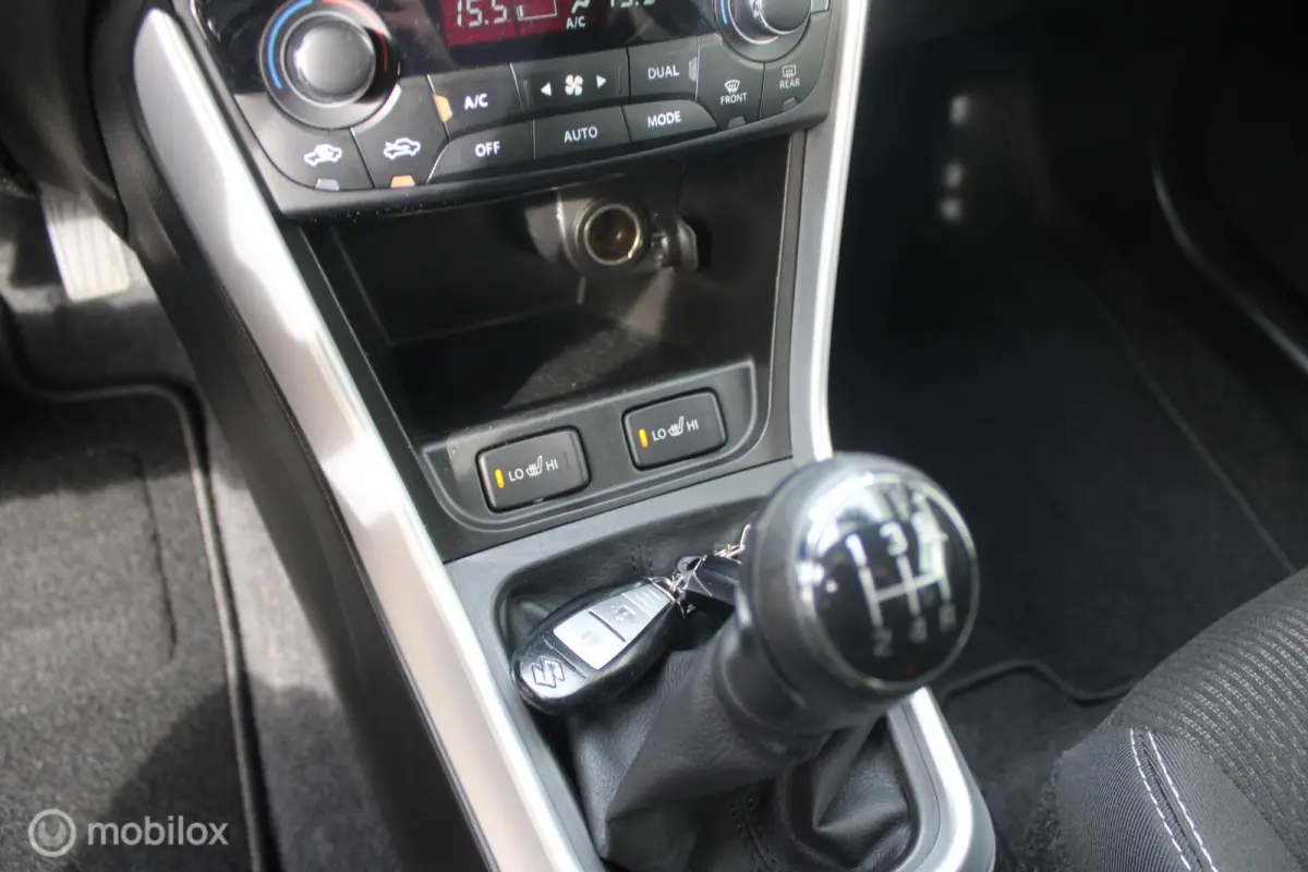 1.0 Boosterjet Select 1e Eigenaar | Boekjes | Navigatie.