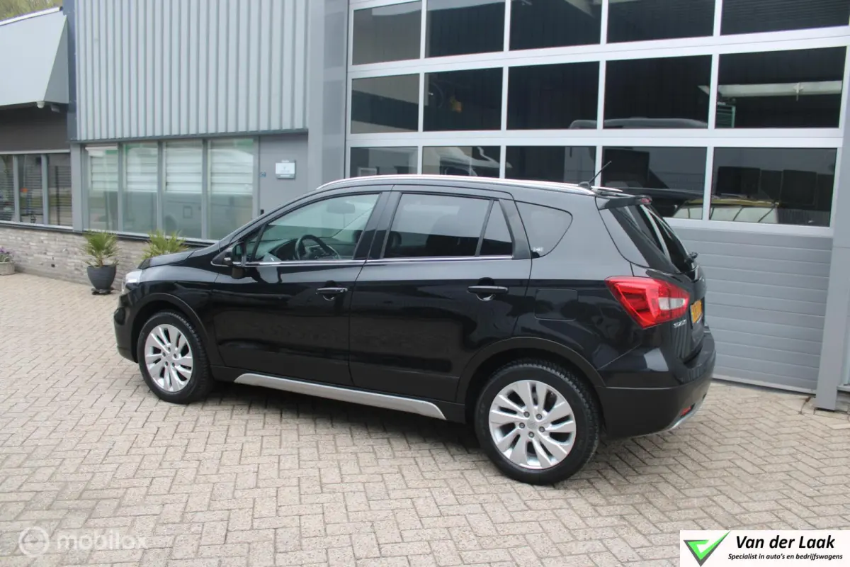 1.0 Boosterjet Select 1e Eigenaar | Boekjes | Navigatie.