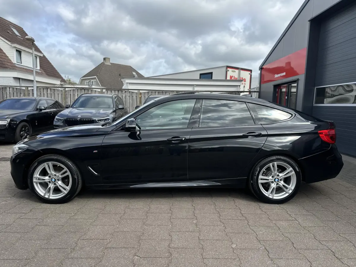 320i M-SPORT High Exec. CarPlay-HUD-PanoDak