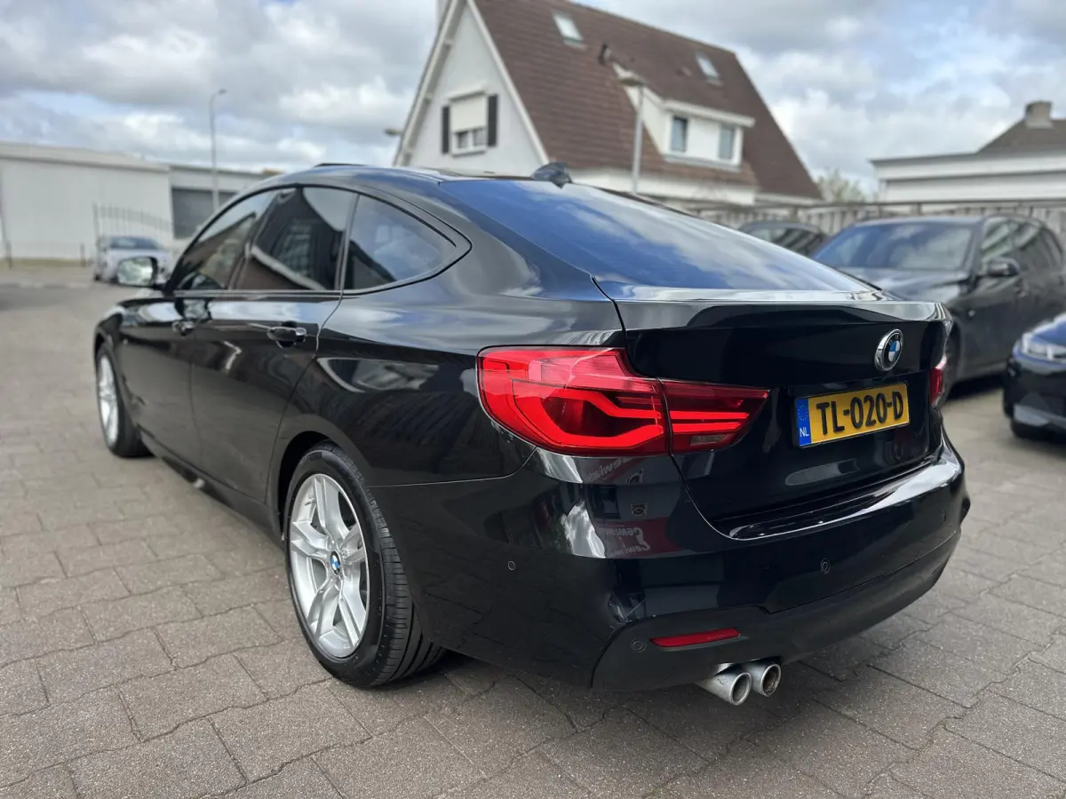 320i M-SPORT High Exec. CarPlay-HUD-PanoDak