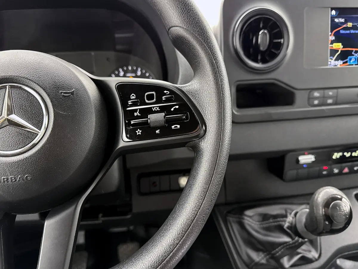 315 1.9 CDI L2 RWD Koelwagen Navigatie Carrier koeling Zijdeur L+R Camera MBUX Carplay Euro 6
