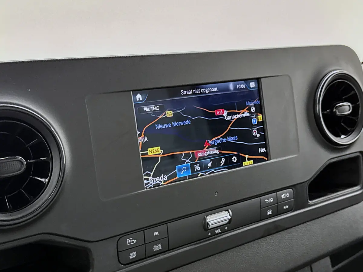 315 1.9 CDI L2 RWD Koelwagen Navigatie Carrier koeling Zijdeur L+R Camera MBUX Carplay Euro 6