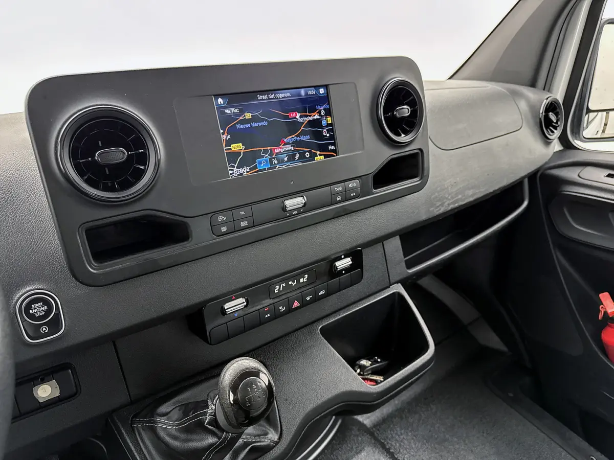 315 1.9 CDI L2 RWD Koelwagen Navigatie Carrier koeling Zijdeur L+R Camera MBUX Carplay Euro 6