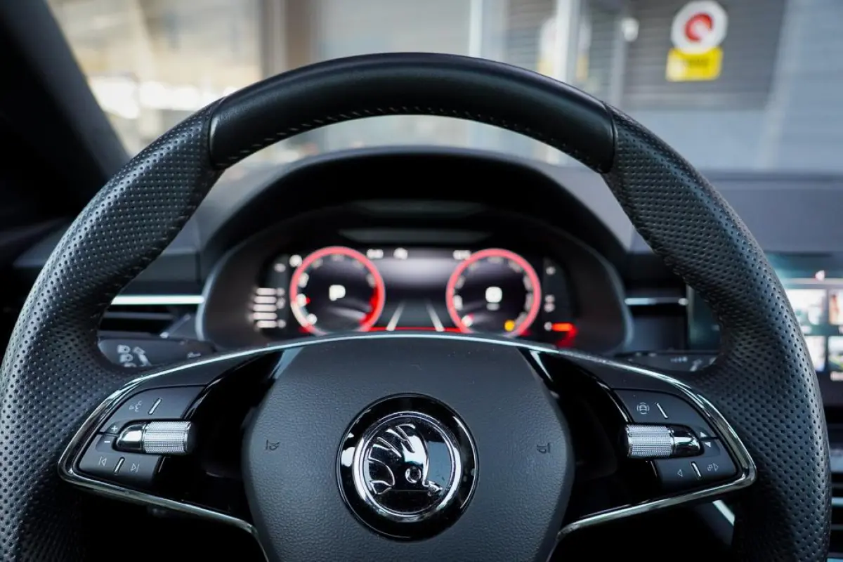 1.0 TSI Monte Carlo / DSG Aut / Pano / Matrix / Camera / Adaptive Cruise