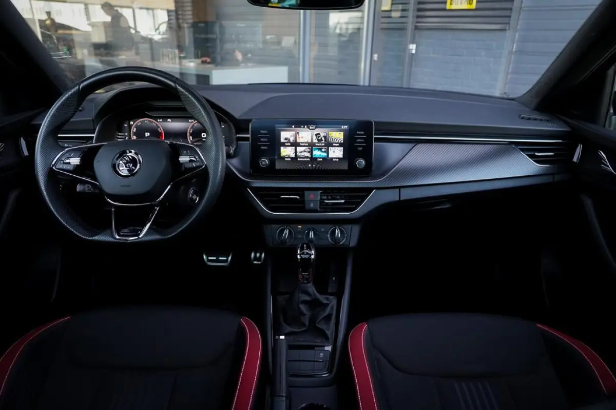 1.0 TSI Monte Carlo / DSG Aut / Pano / Matrix / Camera / Adaptive Cruise