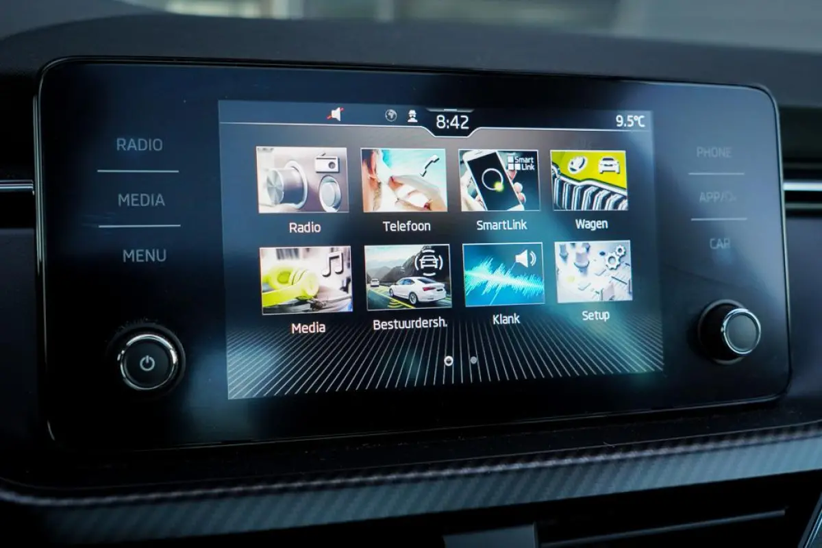1.0 TSI Monte Carlo / DSG Aut / Pano / Matrix / Camera / Adaptive Cruise