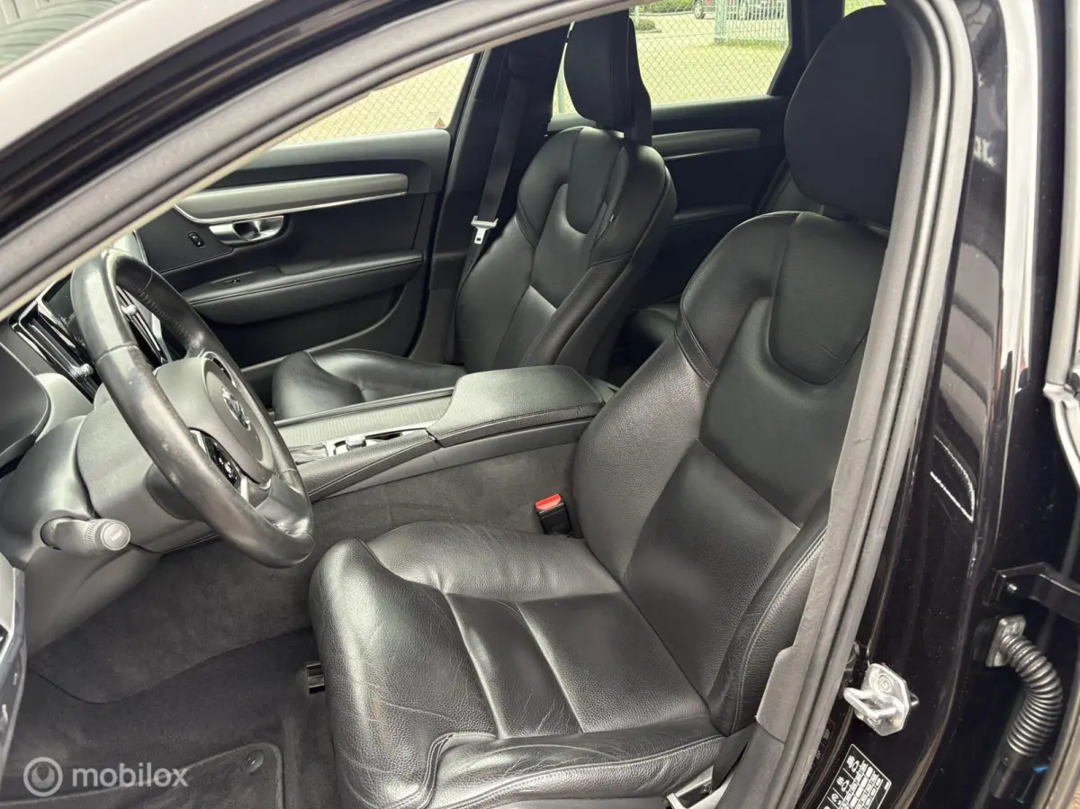 2.0 T5 90th Anniversary Edition