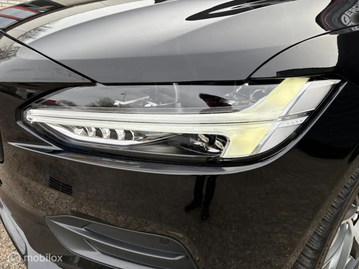 2.0 T5 90th Anniversary Edition