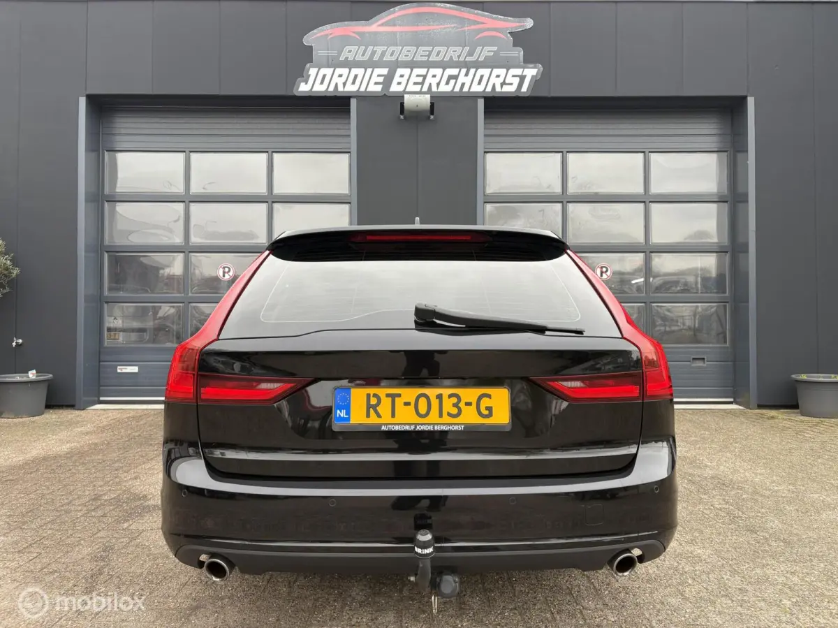 2.0 T5 90th Anniversary Edition
