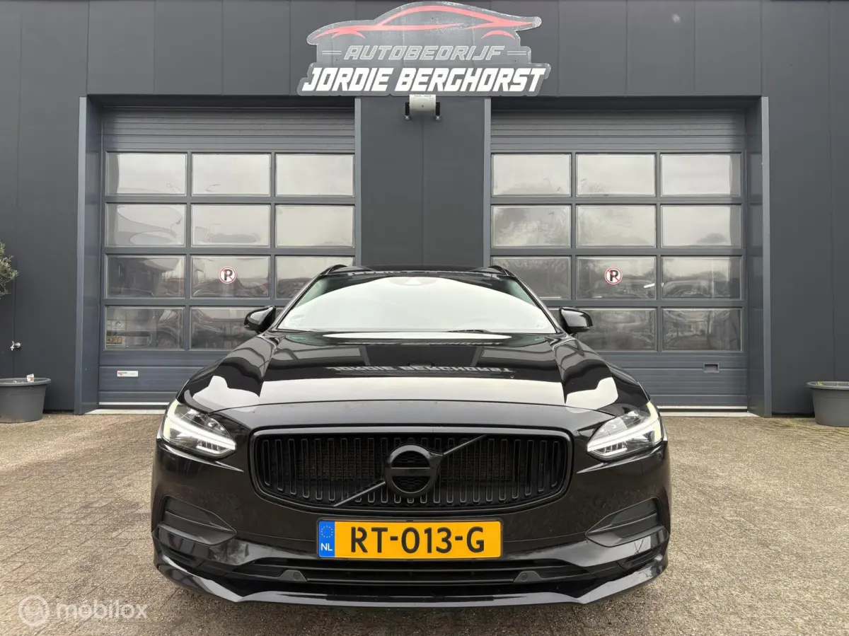 2.0 T5 90th Anniversary Edition