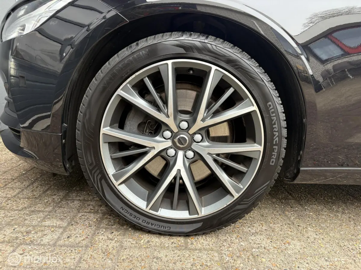 2.0 T5 90th Anniversary Edition