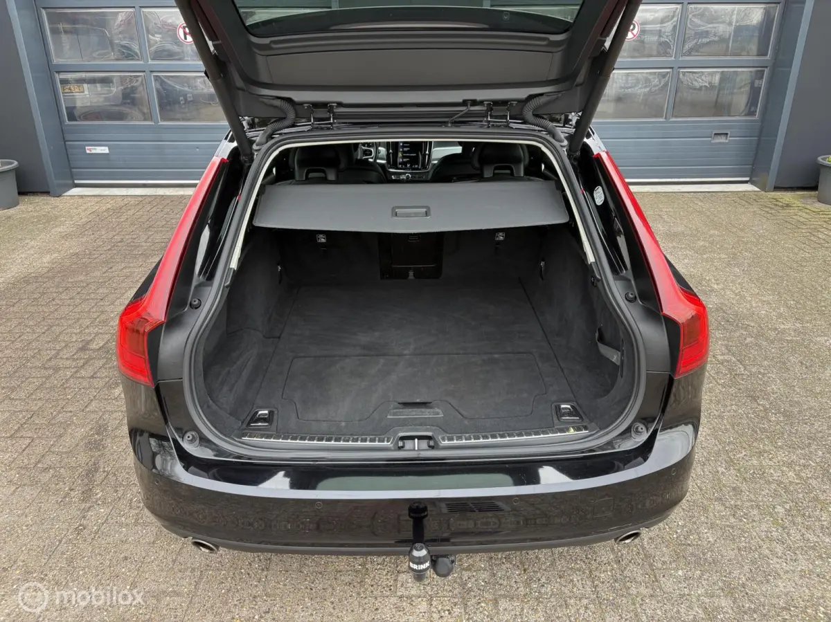 2.0 T5 90th Anniversary Edition