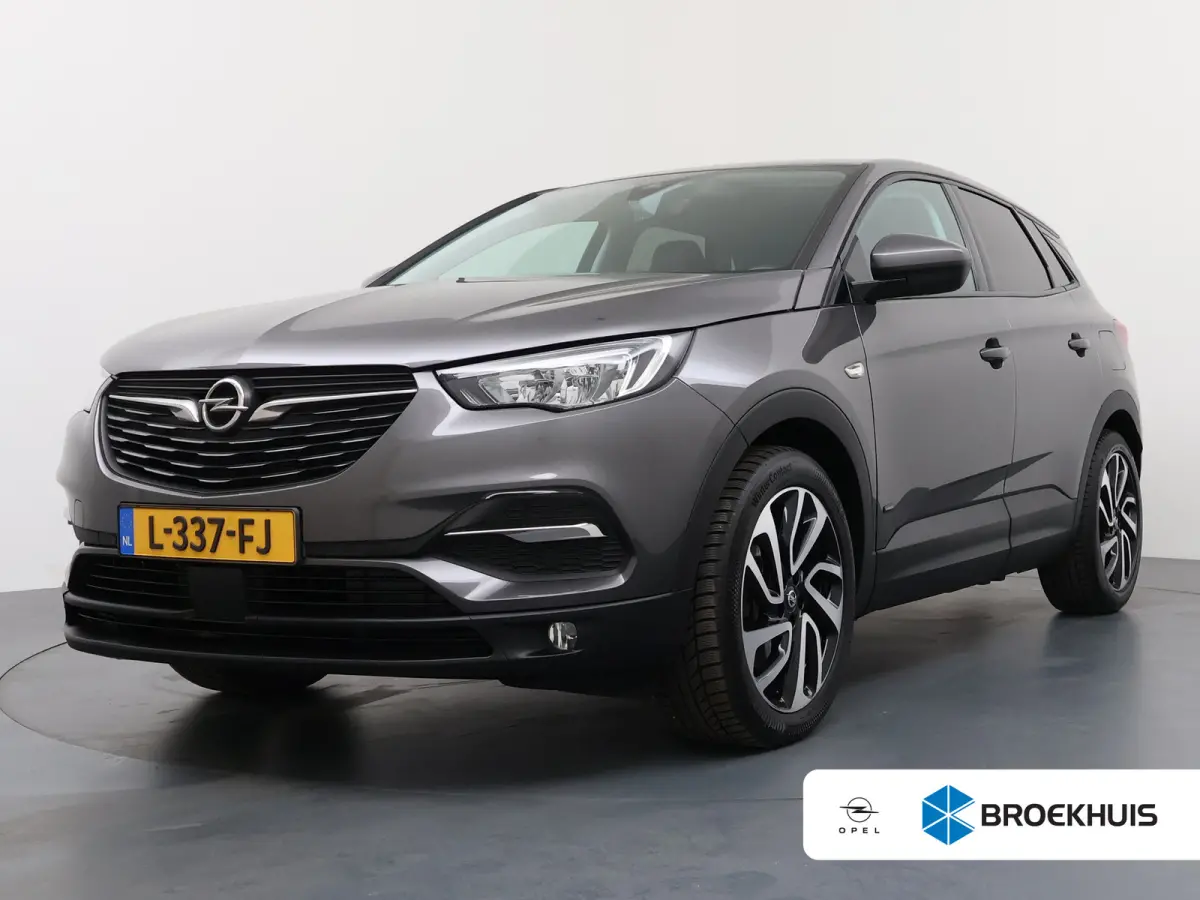 1.6 Turbo Hybrid Business Edition / Navigatie / Camera / Parkeersensoren / ECC / Carplay / 18'' LMV