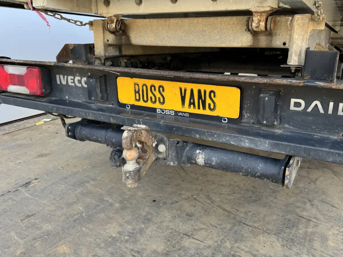 35C14 2.3 Kipper Dubbele Cabine Dubbellucht 3,5t Trekhaak 6 Stoelen Airco Cruise Control Benne Tipper