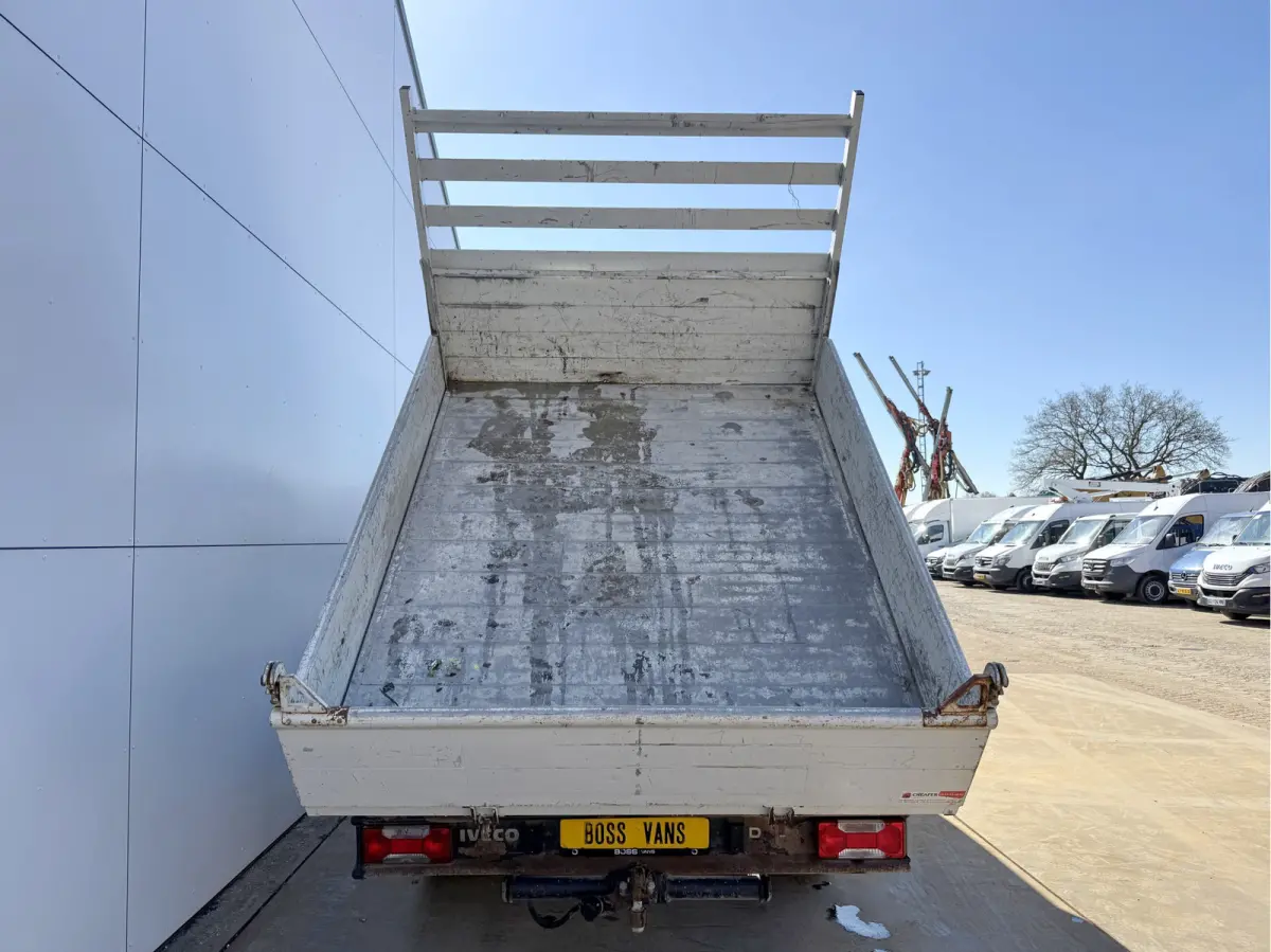 35C14 2.3 Kipper Dubbele Cabine Dubbellucht 3,5t Trekhaak 6 Stoelen Airco Cruise Control Benne Tipper