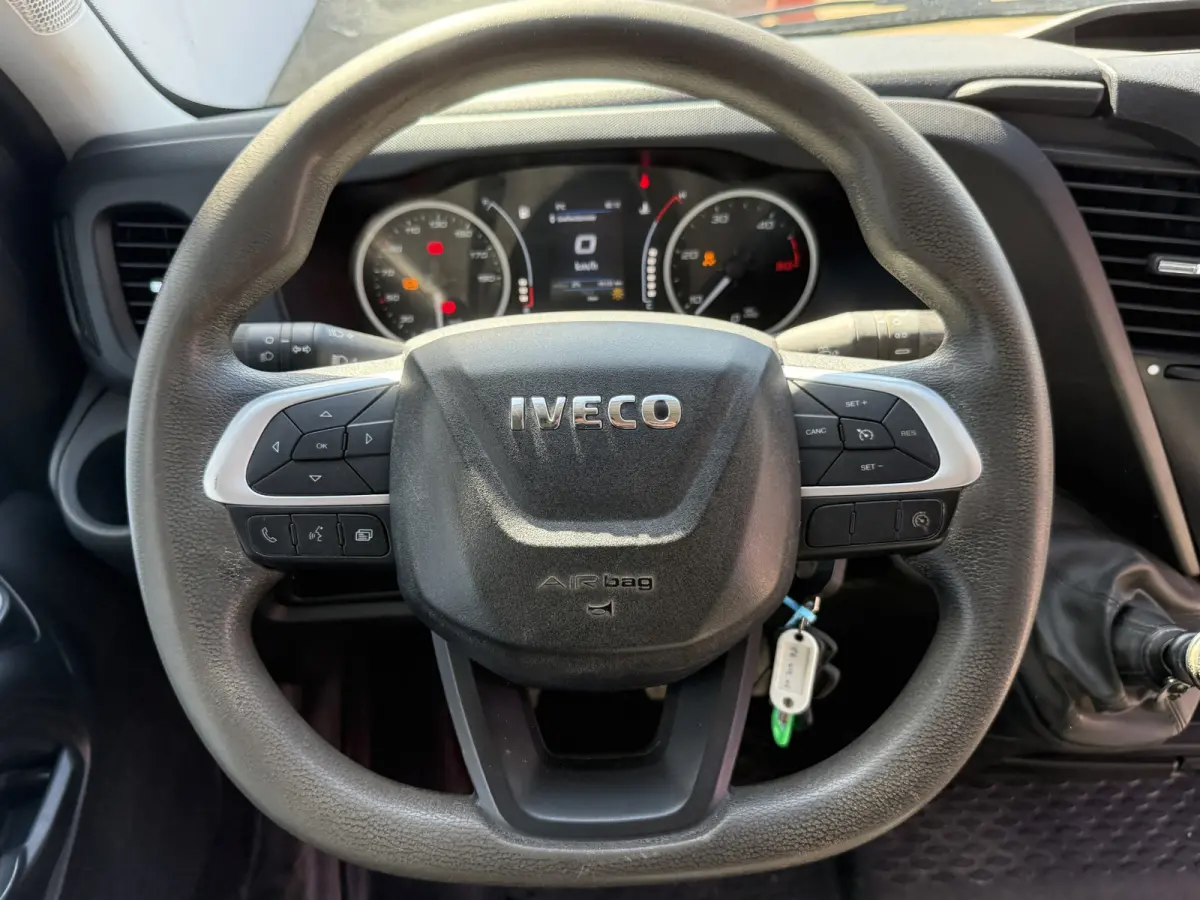 35C14 2.3 Kipper Dubbele Cabine Dubbellucht 3,5t Trekhaak 6 Stoelen Airco Cruise Control Benne Tipper