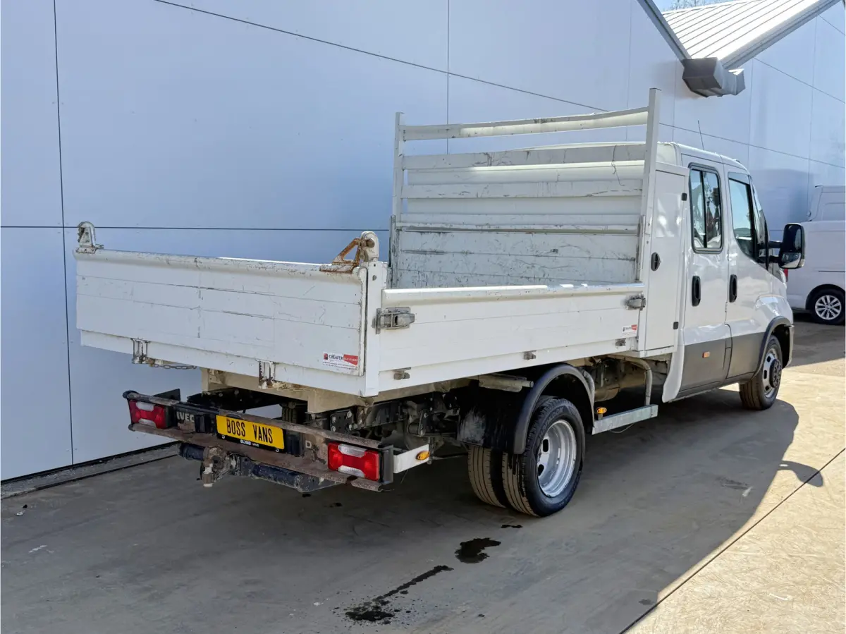 35C14 2.3 Kipper Dubbele Cabine Dubbellucht 3,5t Trekhaak 6 Stoelen Airco Cruise Control Benne Tipper