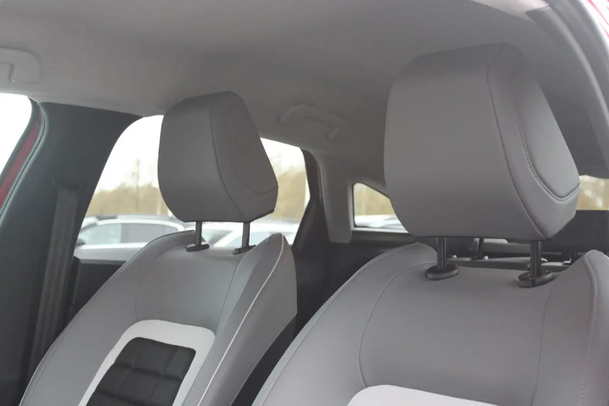 C4 1.2 HYbrid 145PK MAX | HEAD UP DISPLAY | CAMERA VOOR + ACHTER | NAVIGATIE | DRAADLOZE TELEFOONLADER | FULL LED KOPLAMPEN | DRAADLOZE APPLE CARPLAY/ANDROID AUTO | 18" LICHTMETALEN VELGEN |