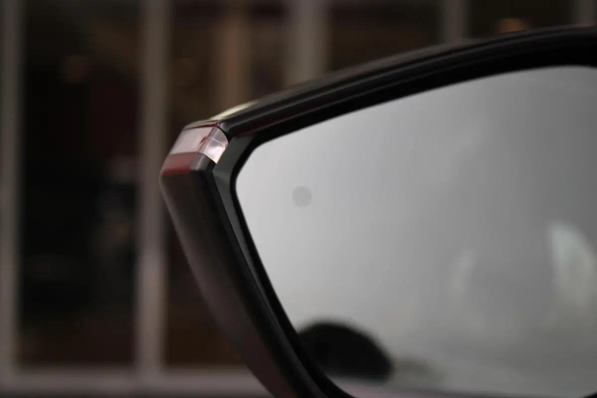 C4 1.2 HYbrid 145PK MAX | HEAD UP DISPLAY | CAMERA VOOR + ACHTER | NAVIGATIE | DRAADLOZE TELEFOONLADER | FULL LED KOPLAMPEN | DRAADLOZE APPLE CARPLAY/ANDROID AUTO | 18" LICHTMETALEN VELGEN |