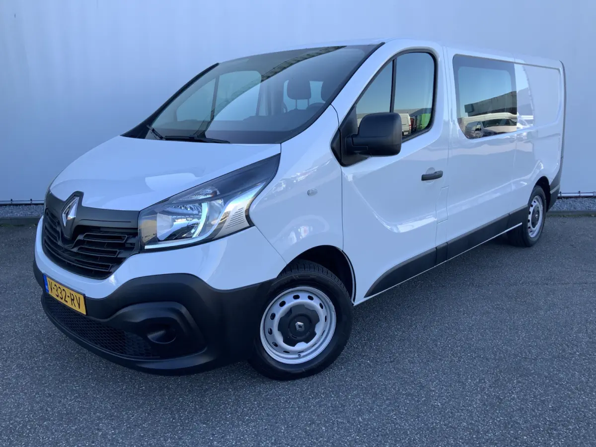 1.6 dCi T29 L2H1 Dub Cab 6 Zits Airco Cruise Trekhaak 2000 kg Euro 6