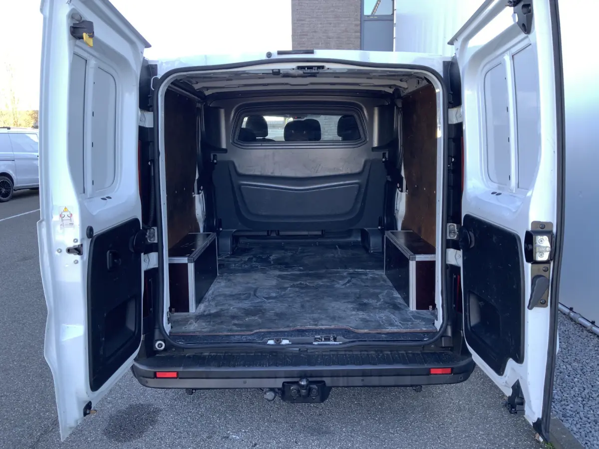 1.6 dCi T29 L2H1 Dub Cab 6 Zits Airco Cruise Trekhaak 2000 kg Euro 6