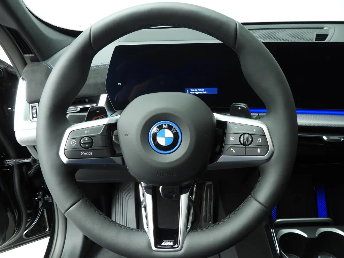 xDrive25e | M-Sportpakket | LED | HUD | Active Cruise | Trekhaak | Stoelverwarming | DAB | Harman-kardon sound | Alu 19 inch