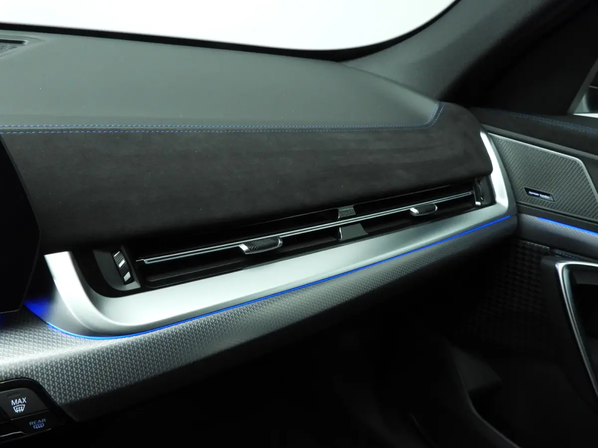 xDrive25e | M-Sportpakket | LED | HUD | Active Cruise | Trekhaak | Stoelverwarming | DAB | Harman-kardon sound | Alu 19 inch