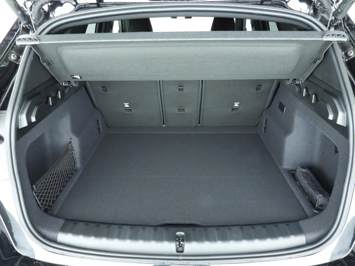 xDrive25e | M-Sportpakket | LED | HUD | Active Cruise | Trekhaak | Stoelverwarming | DAB | Harman-kardon sound | Alu 19 inch